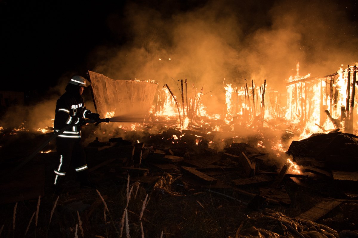 Информация о пострадавших и возможной причине возгорания уточняется