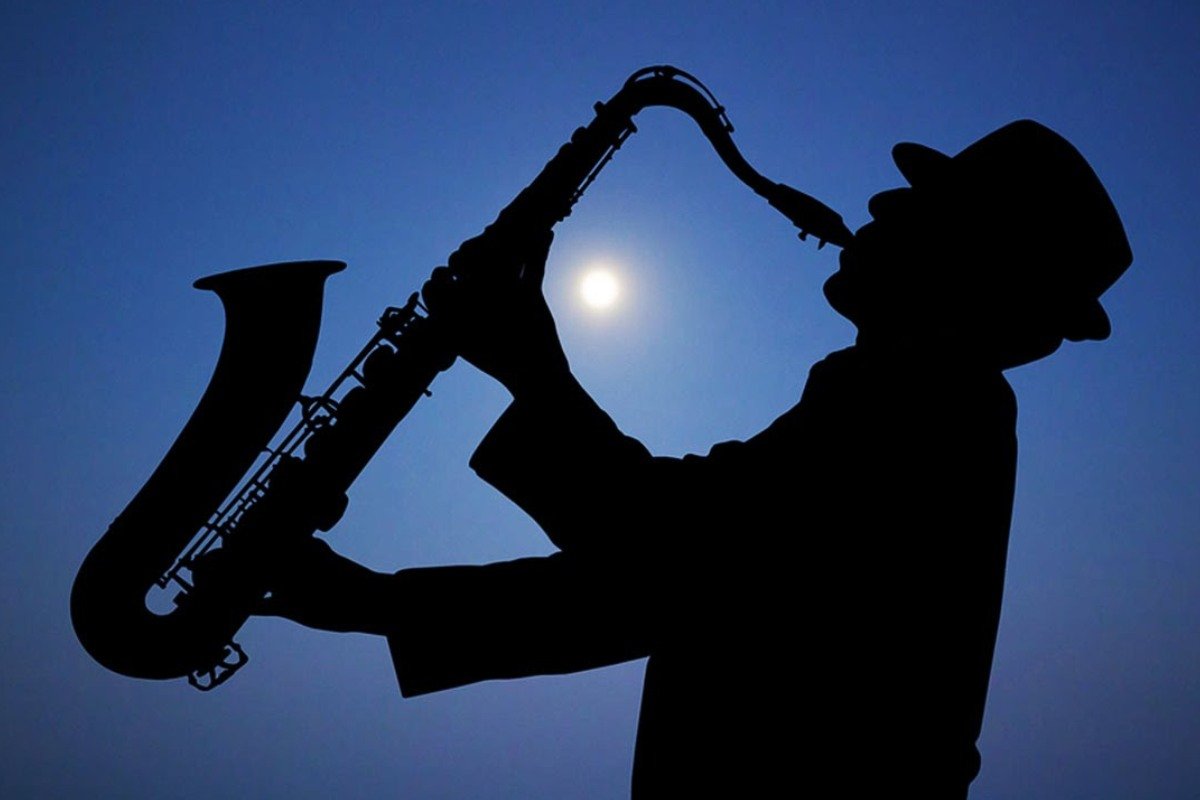 Мягкий, плавный и спокойный - именно так дословно переводится smooth jazz Мягкий, плавный и спокойный - именно так дословно переводится smooth jazz