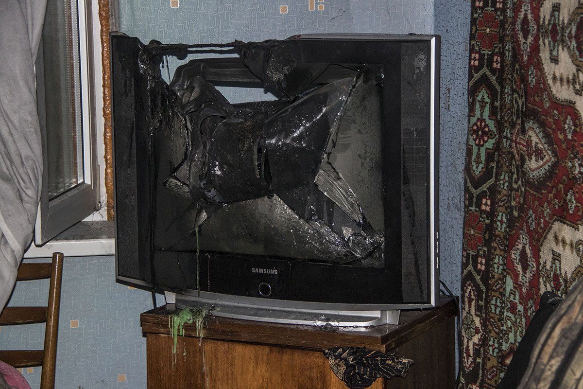 В квартире взорвался телевизор