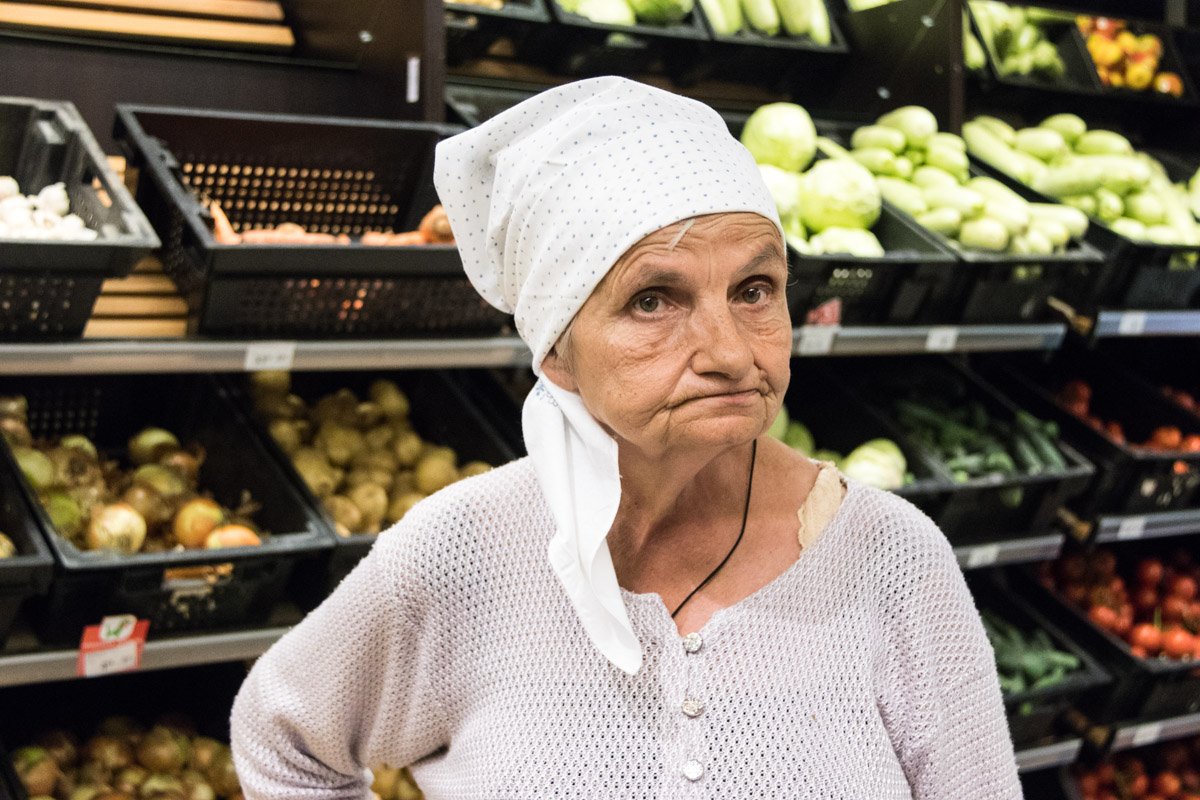 Старики рассказали, что их пенсии просто не позволяют покупать то, что хочется Старики рассказали, что их пенсии просто не позволяют покупать то, что хочется