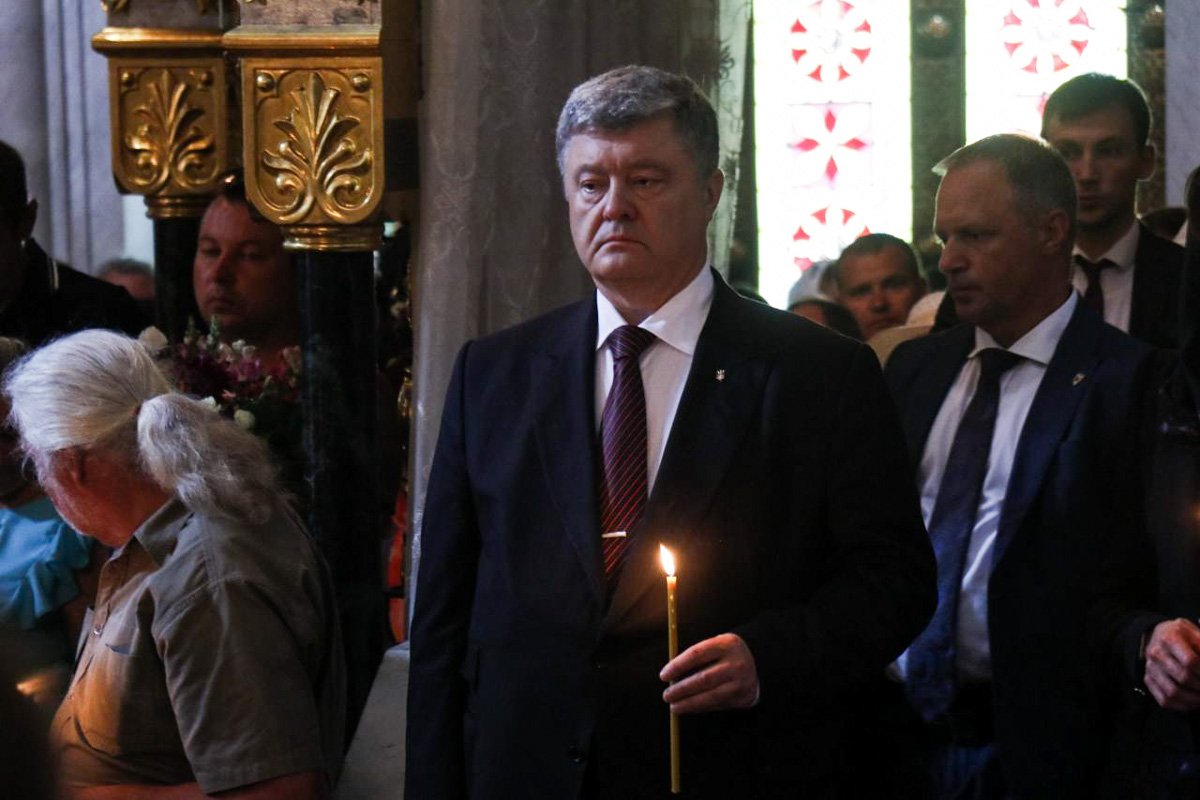 Президент простился с Лукьяненко Президент простился с Лукьяненко