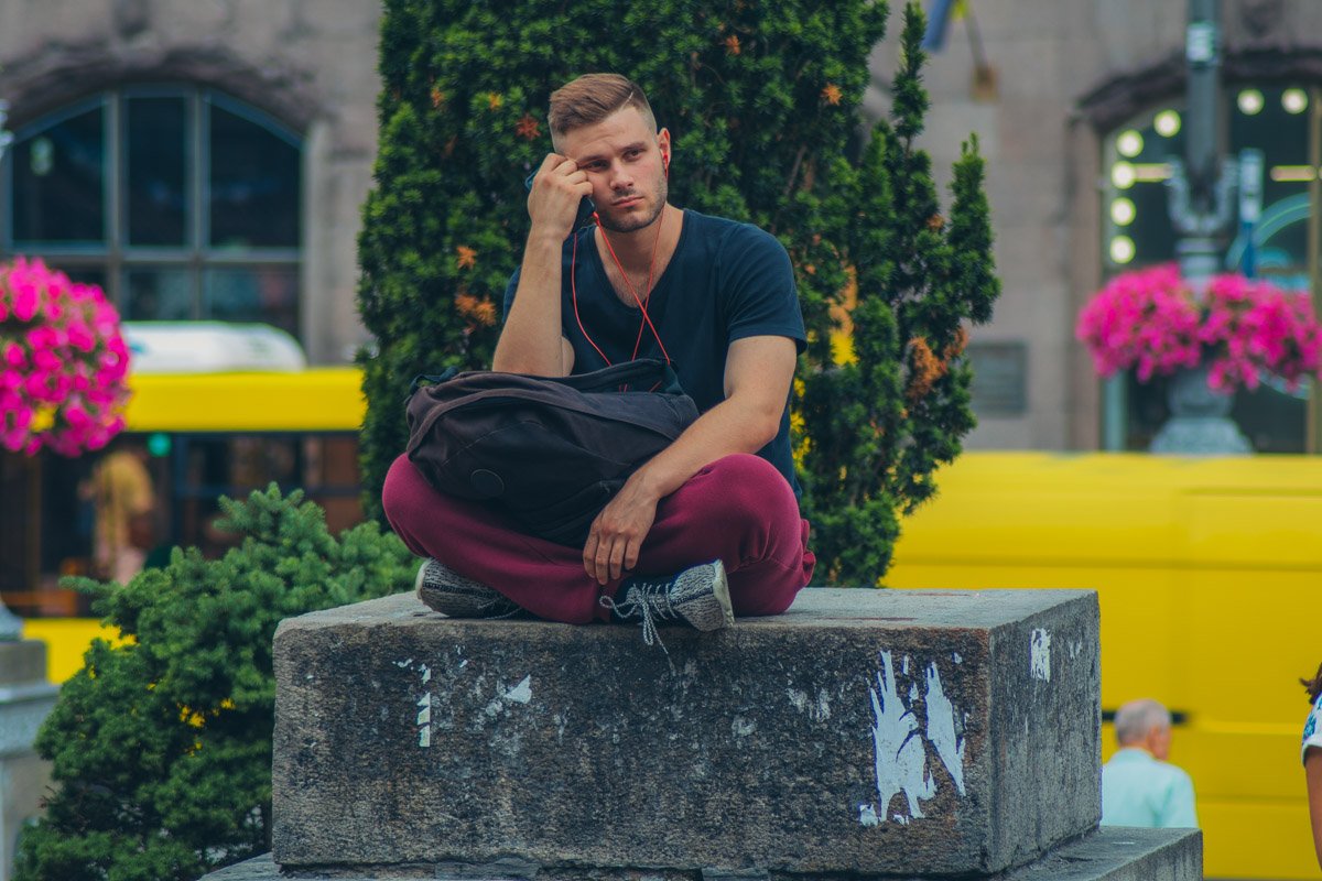 Гроза... Жара... Какая разница? Все тлен