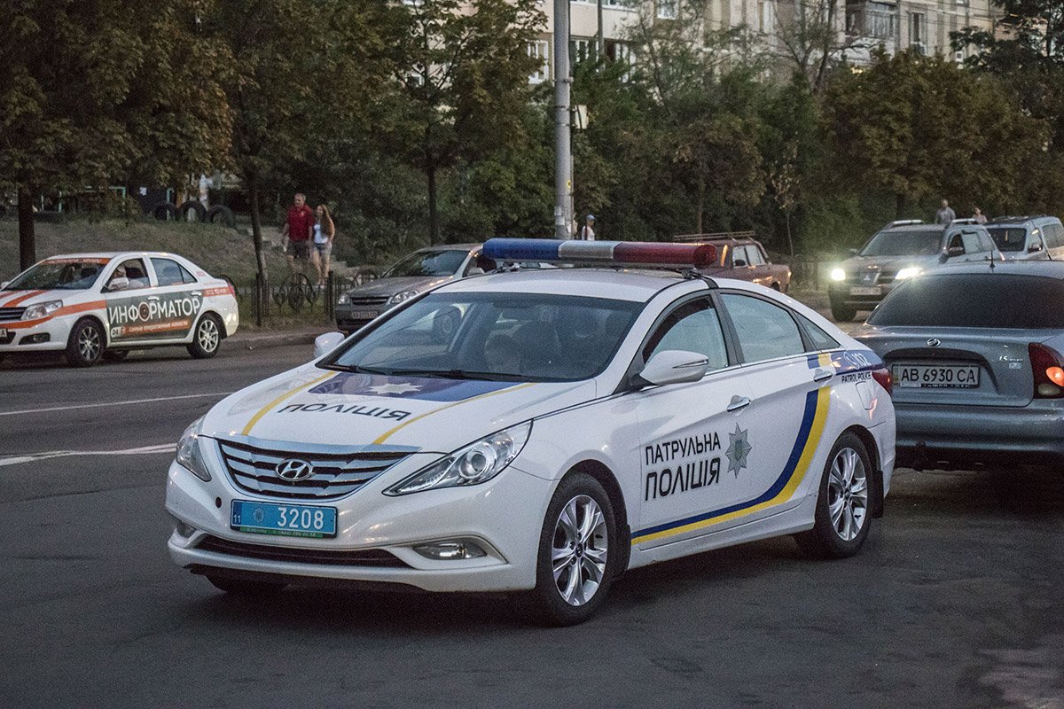 Нам месте работала патрульная полиция 