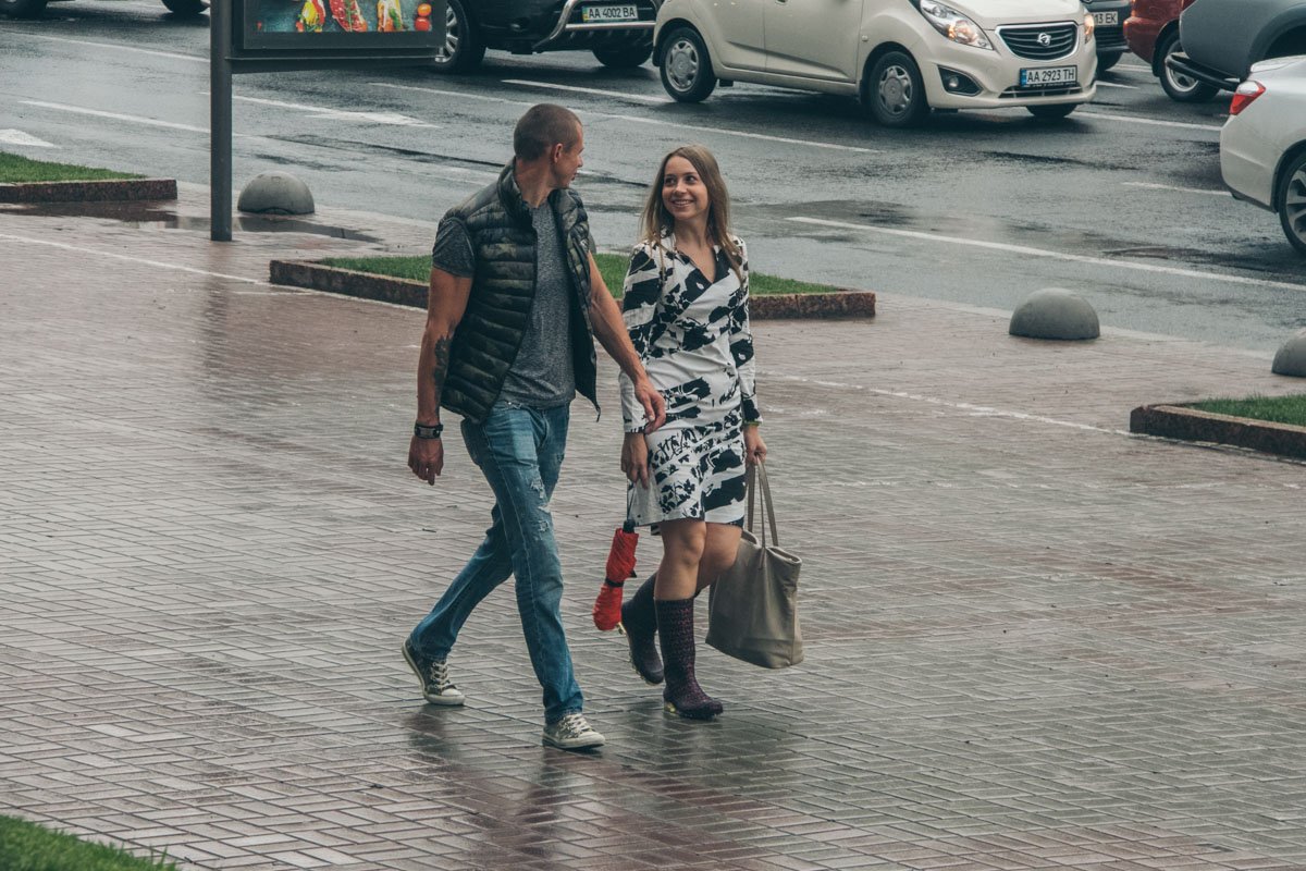 Резиновые сапоги и любимый рядом. Все, что нужно каждой женщине Резиновые сапоги и любимый рядом. Все, что нужно каждой женщине