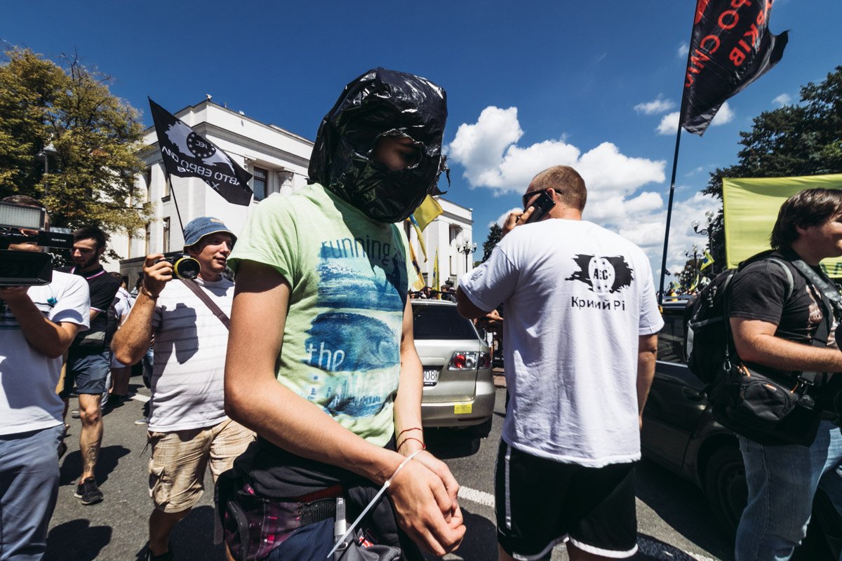 Подобные парады уже прошли в Днепре, Сумах, Чернигове, Ивано-Франковске, Черкассах и Одессе