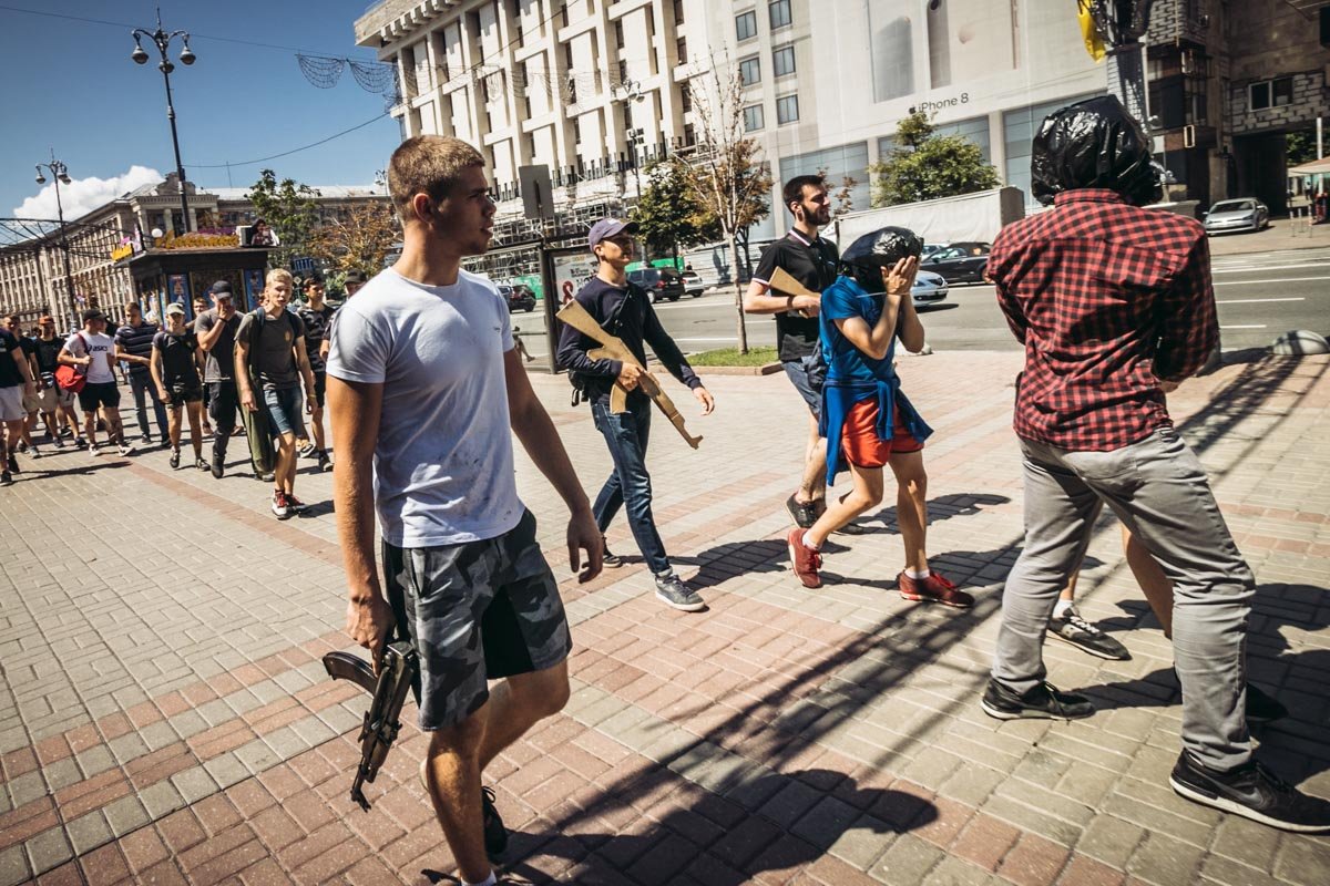 Цель акции - привлечь внимание общественности и властей к проблеме военнопленных