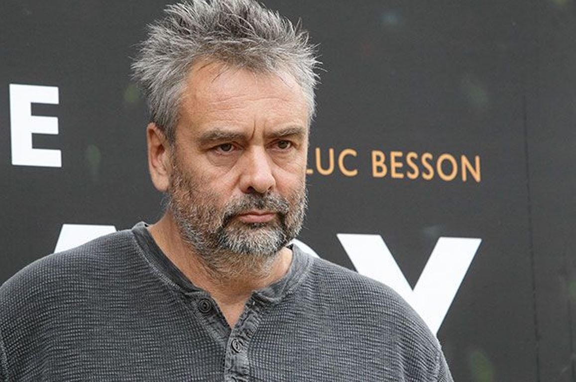 Бывшая директор по кастингу, которая работала с Люком Бессоном в начале 2000-х годов, обвинила его в изнасиловании