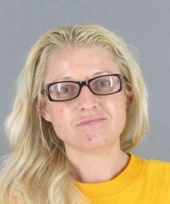 Это сама Моника