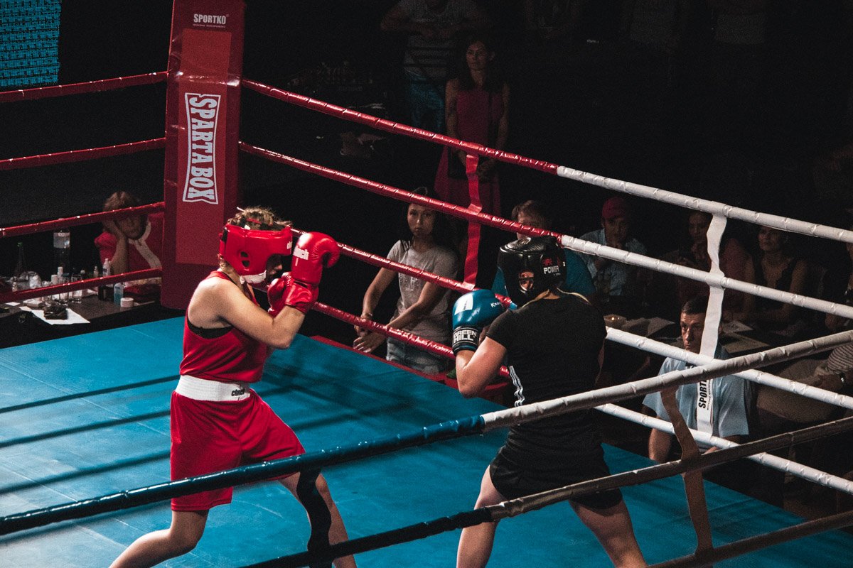 Среди участников были научные сотрудники, тренер по плаванью, студенты и директора компаний