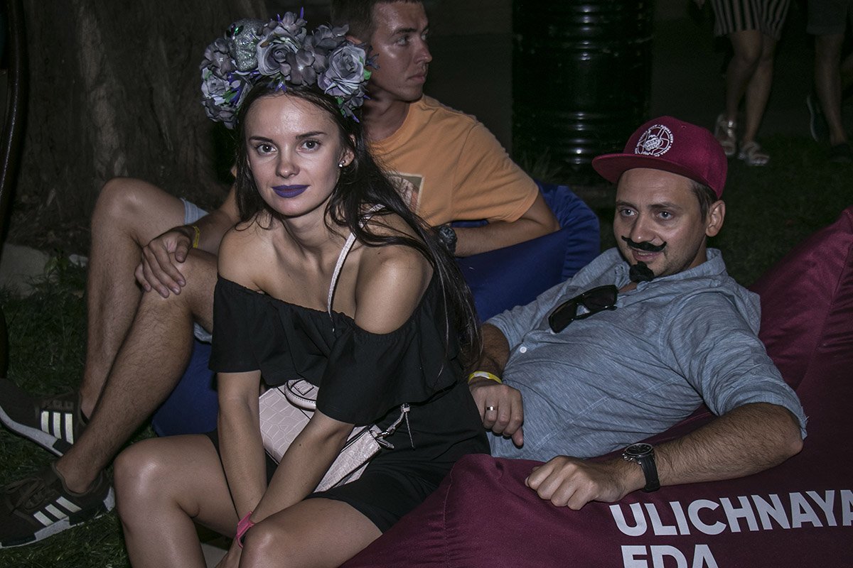 Отдохнуть от зажигательных танцев тоже нужно