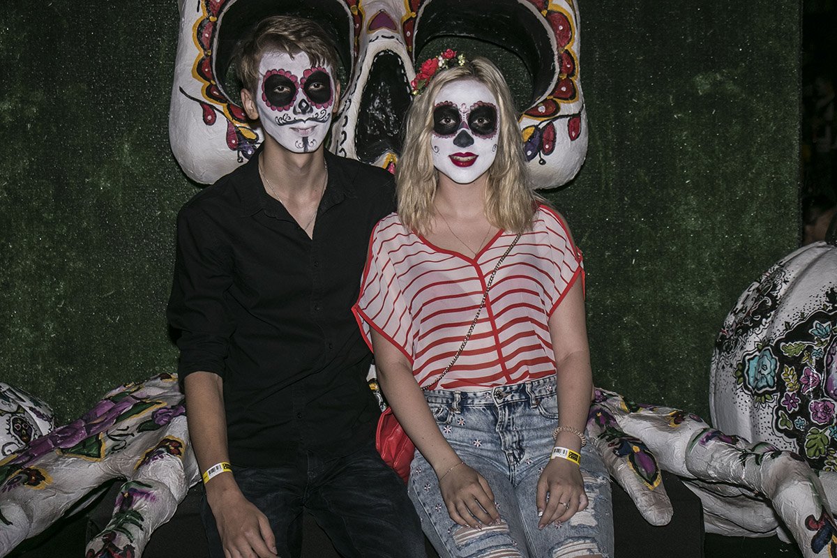 Интересно, а легко смывается краска?