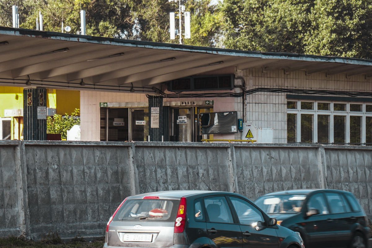 Пустынная станция в час-пик