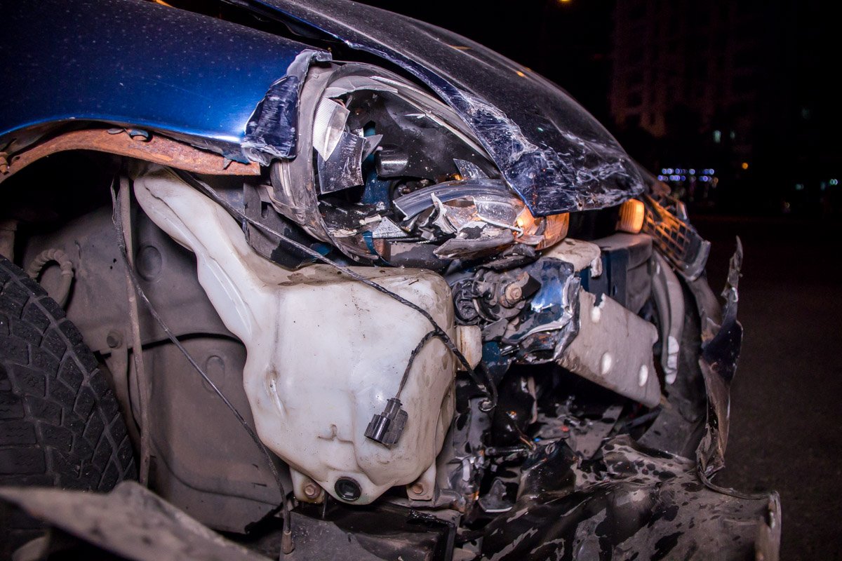 Водитель Ford уснул в машине полицейских