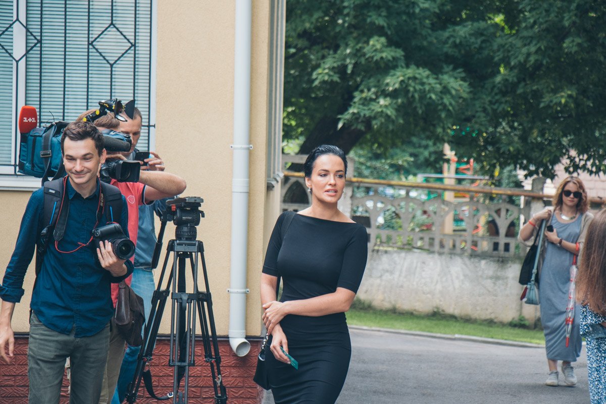 Поддержать акцию пришла Даша Астафьева