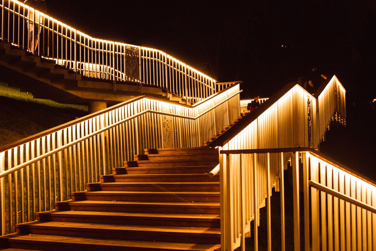 Она состоит она из 247 ступенек