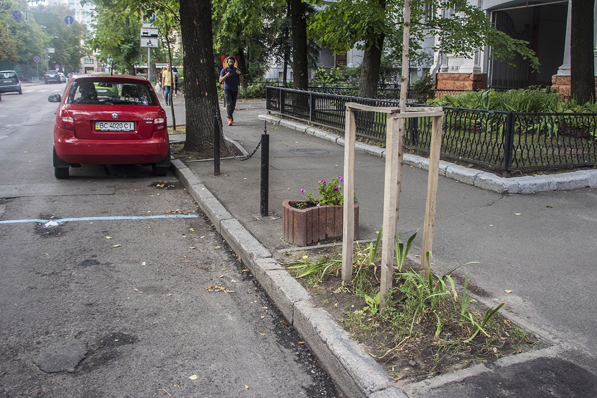 Вскоре на улице появится новое асфальтобетонное покрытие проезжей части