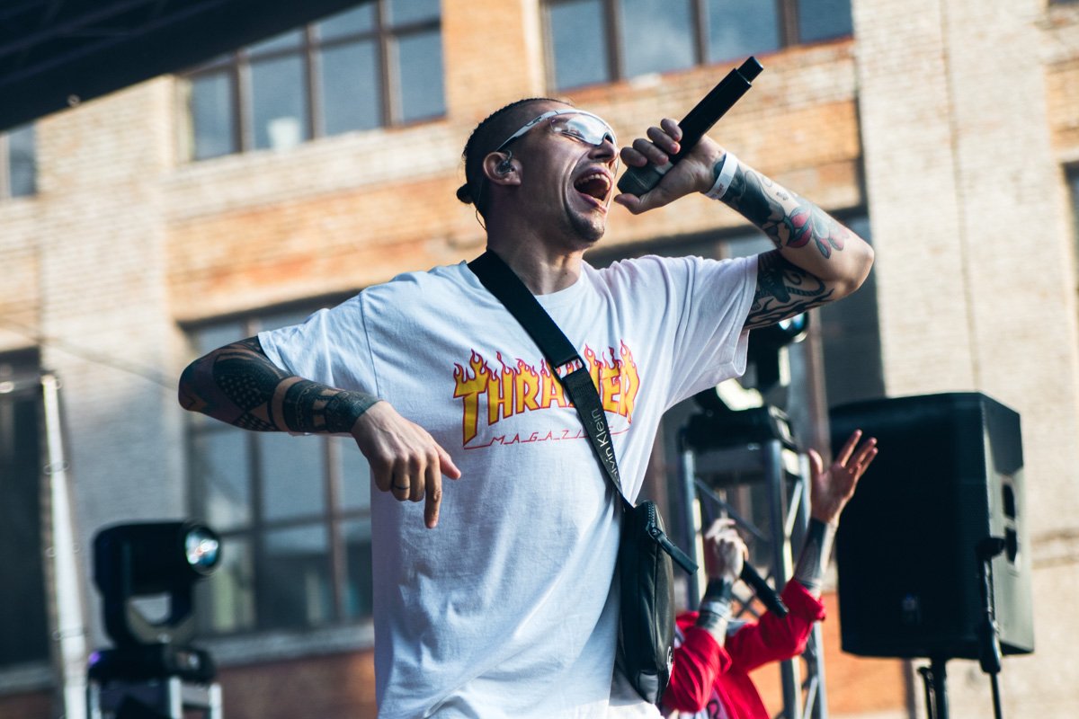 В прошлом двое участников группы Quest Pistols, в настоящем - горячие ребята нового крутого бэнда В прошлом двое участников группы Quest Pistols, в настоящем - горячие ребята нового крутого бэнда