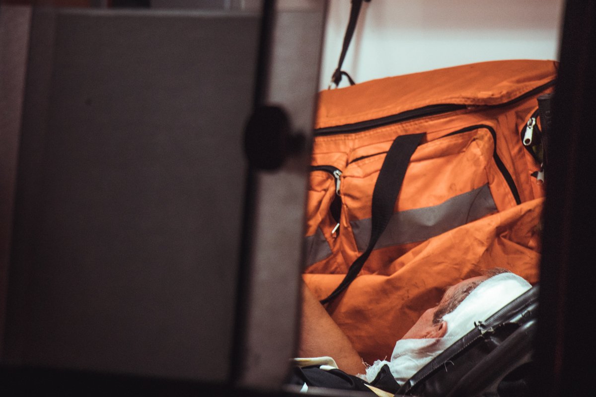 48-летнего велосипедиста госпитализировали в больницу 48-летнего велосипедиста госпитализировали в больницу