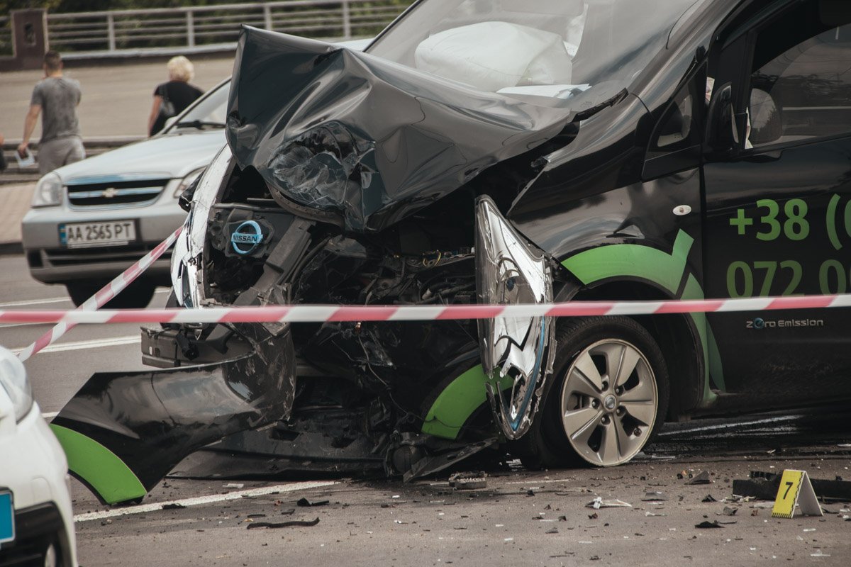 По словам очевидцев, среди пострадавших пешеходов были 2 женщины.