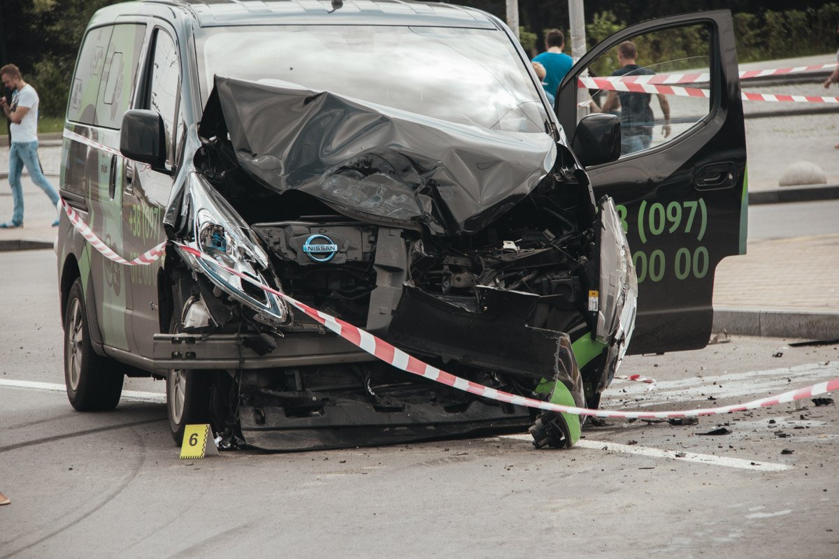 Водитель Nissan Evalia не пострадал