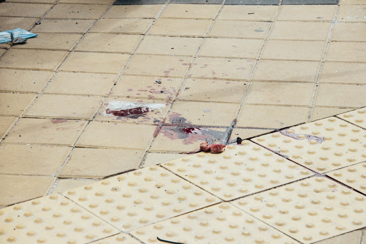 Пассажира Renault еще двоих пешеходов с различными травмами госпитализировали