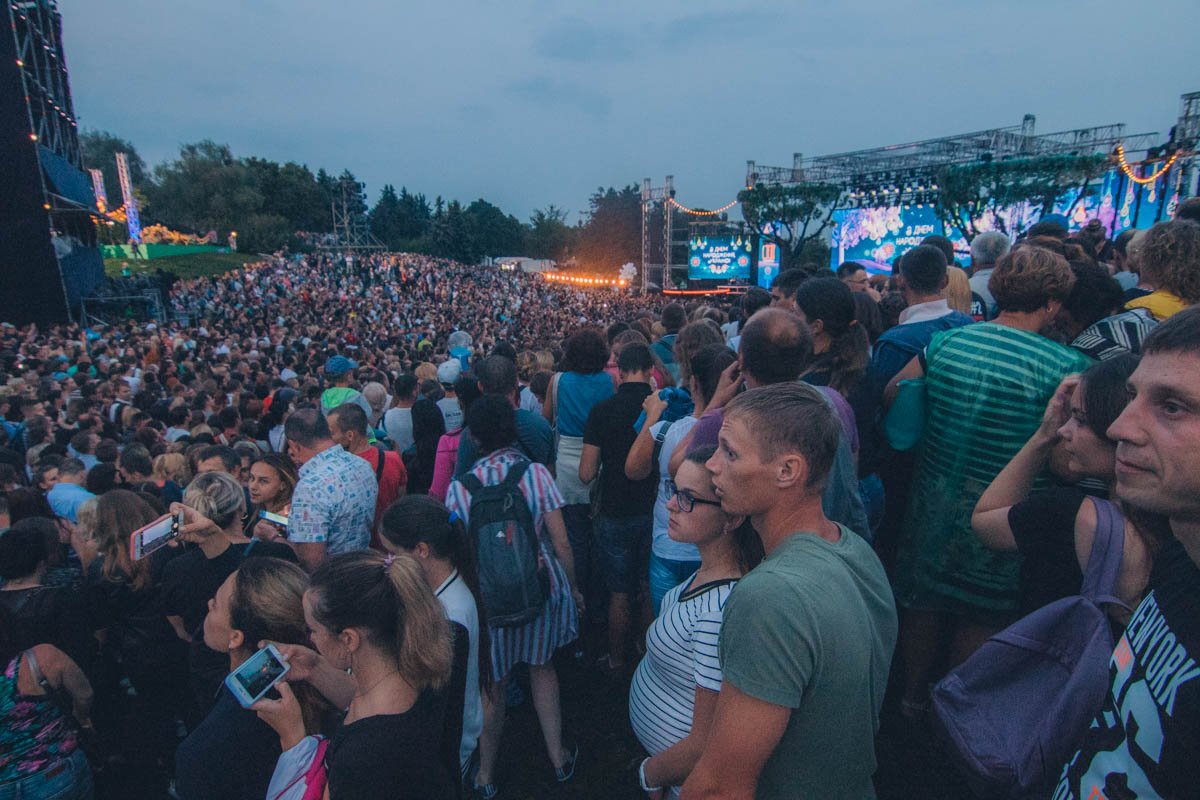 Столько людей одновременно в Ботсаду еще не было