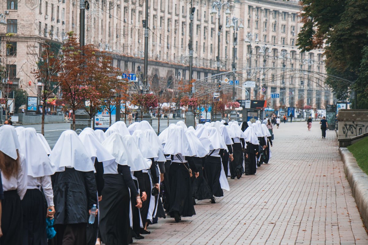 Перед началом молебена