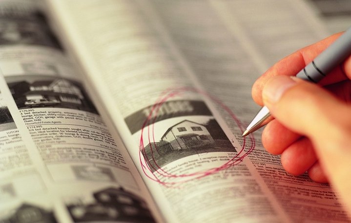 Если арендодатель потребовал предоплату, попробуйте договориться, объясните, что боитесь попасть в аферу