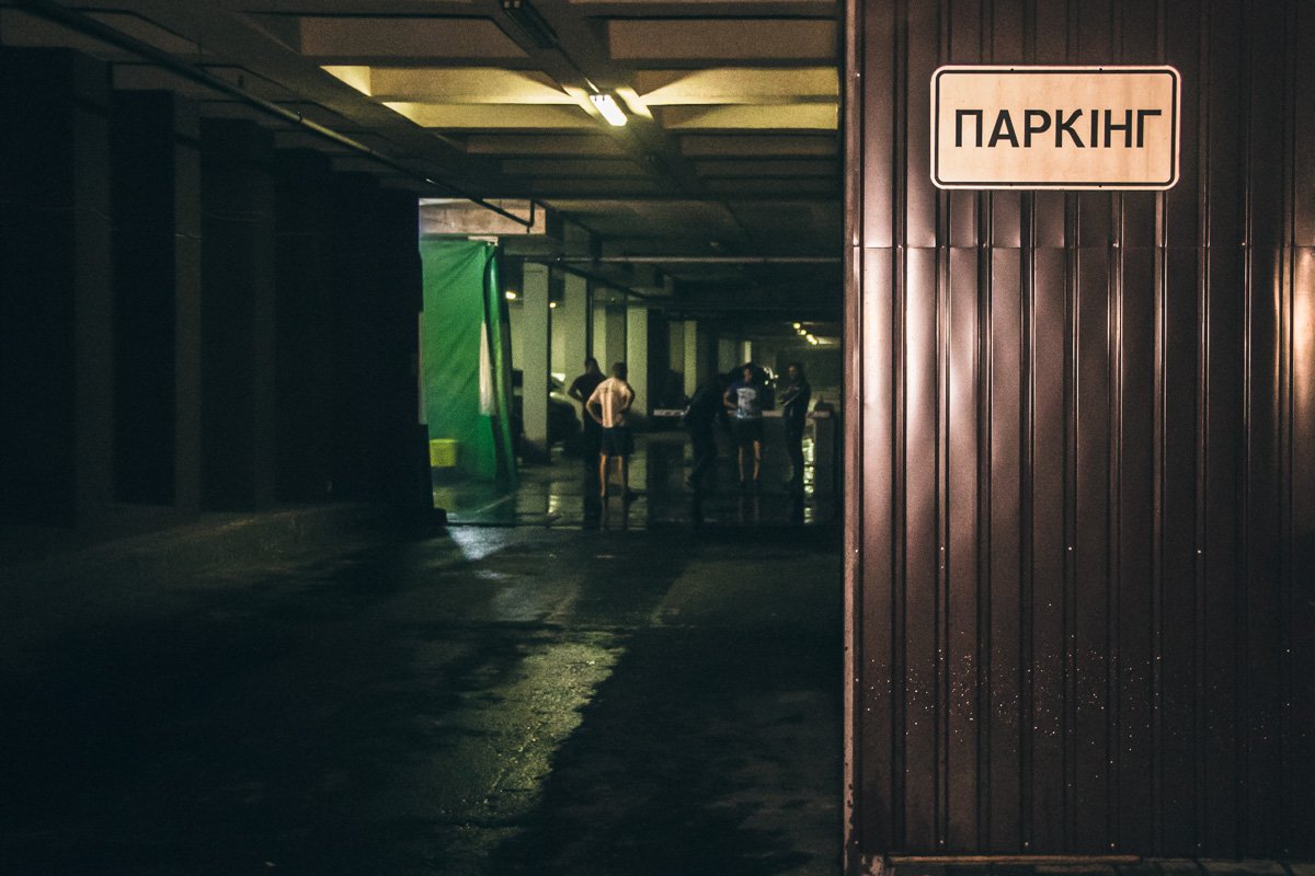 Подземный авто паркинг и мойка находятся в ЖК Венеция