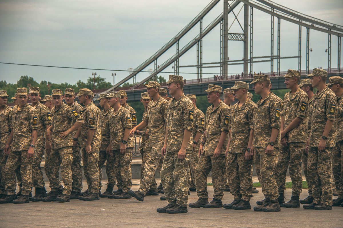 Планировалось, что в нем примут участие около 500 человек Планировалось, что в нем примут участие около 500 человек