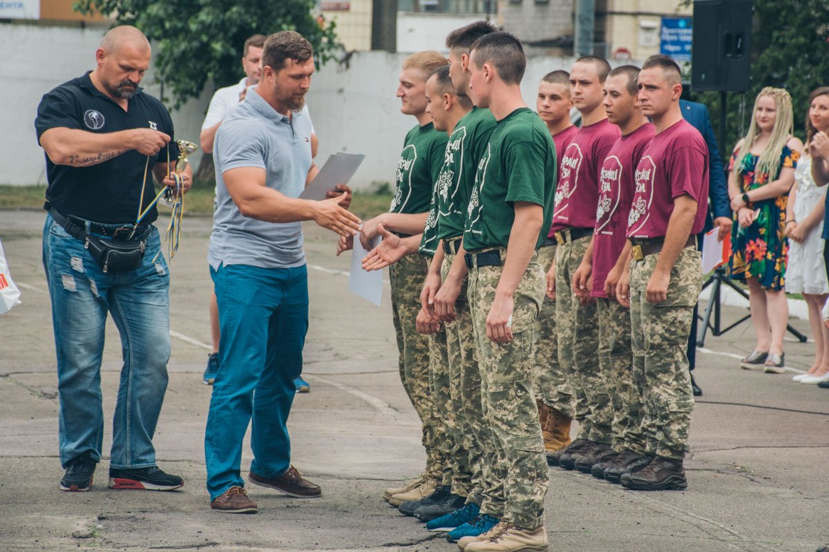 Все конкурсанты поражали своей силой и мужеством Все конкурсанты поражали своей силой и мужеством