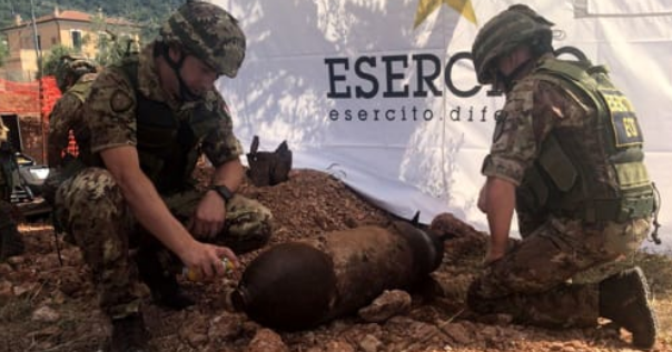 В Италии нашли бомбу со времен Второй мировой В Италии нашли бомбу со времен Второй мировой