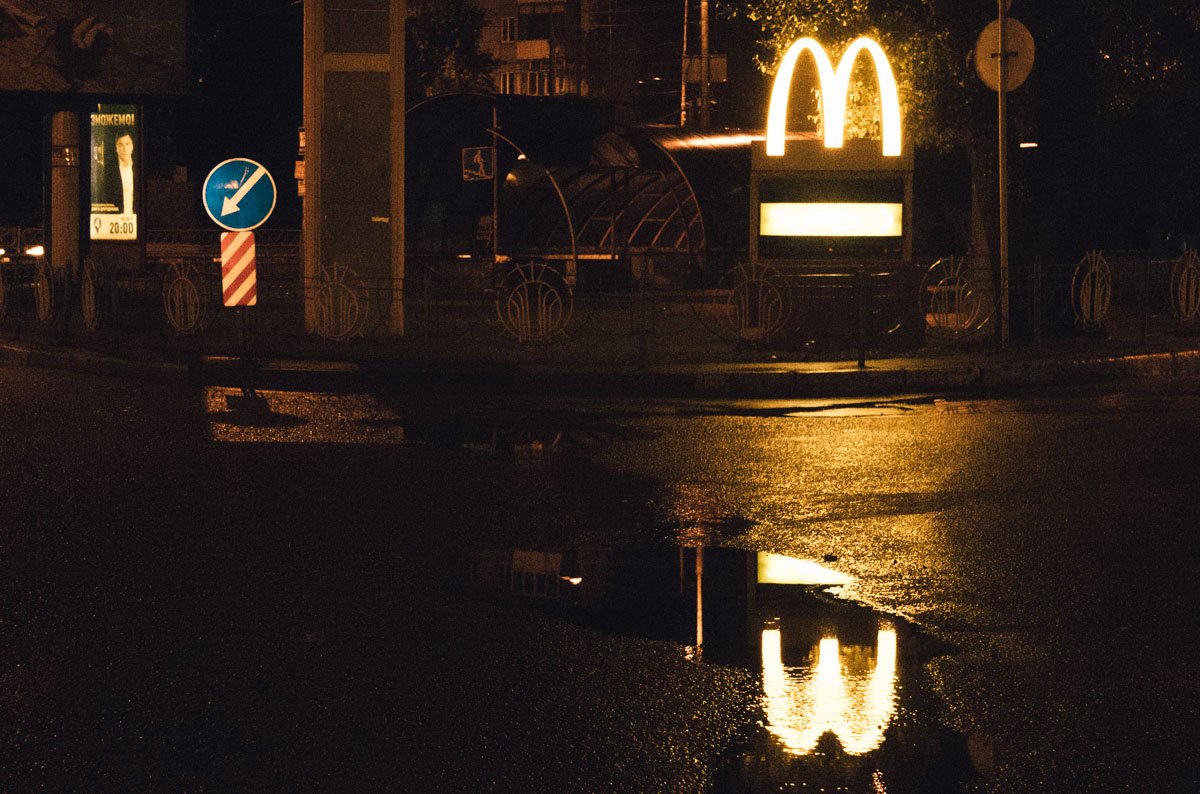 Даже у лужи есть свой McDonald's