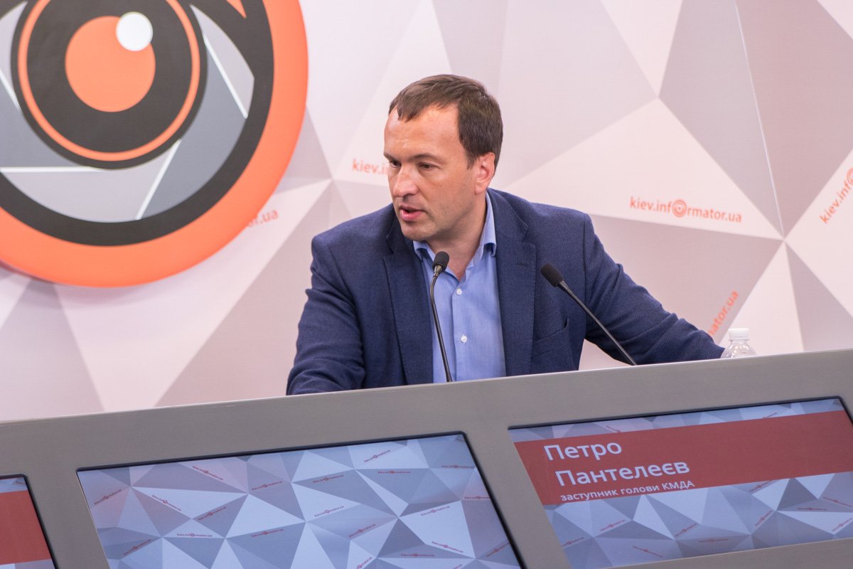 По словам Пантелеева, НАК «Нефтегаз» не подписывает договор на поставку газа пока городское предприятие «Киевтеплоэнерго» не примет долг ПАО «Киевэнерго» перед «Нефтегазом» По словам Пантелеева, НАК «Нефтегаз» не подписывает договор на поставку газа пока городское предприятие «Киевтеплоэнерго» не примет долг ПАО «Киевэнерго» перед «Нефтегазом»