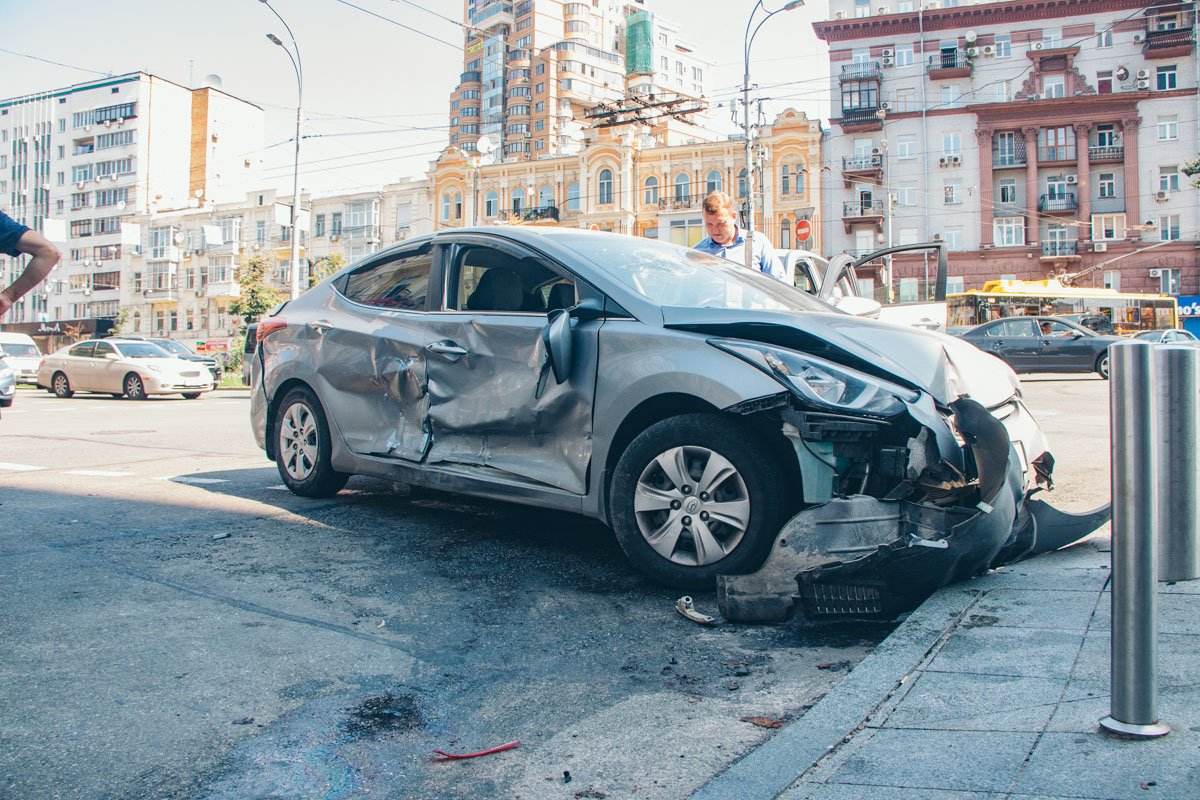 В ДТП пострадала пассажирка Hyundai