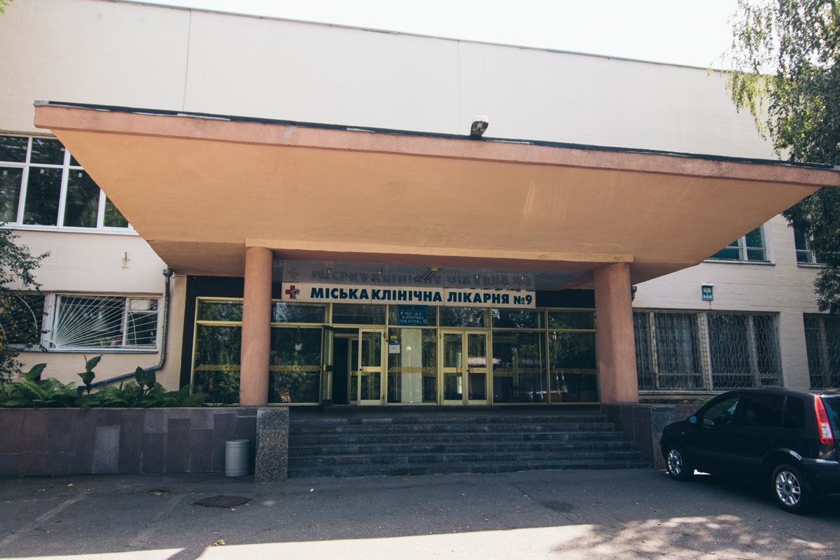 Также, по предварительной информации, сюда доставили еще четверых человек