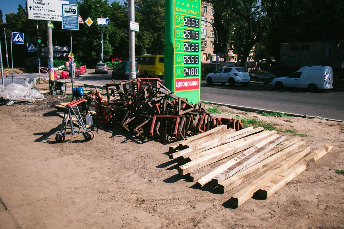 Мост, как и сам бульвар, обзаведется новым асфальтобетонным покрытием