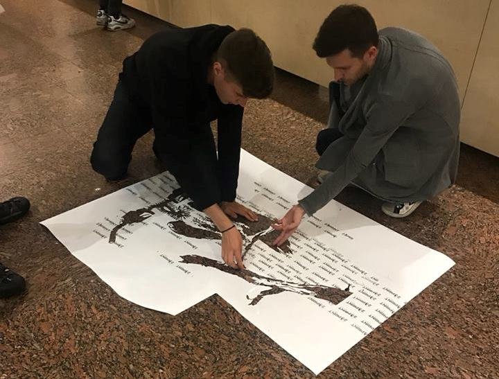 Как написали на страничке компании, команда тщательно работала над этой PR-акцией для сети электрозаправочных комплексов