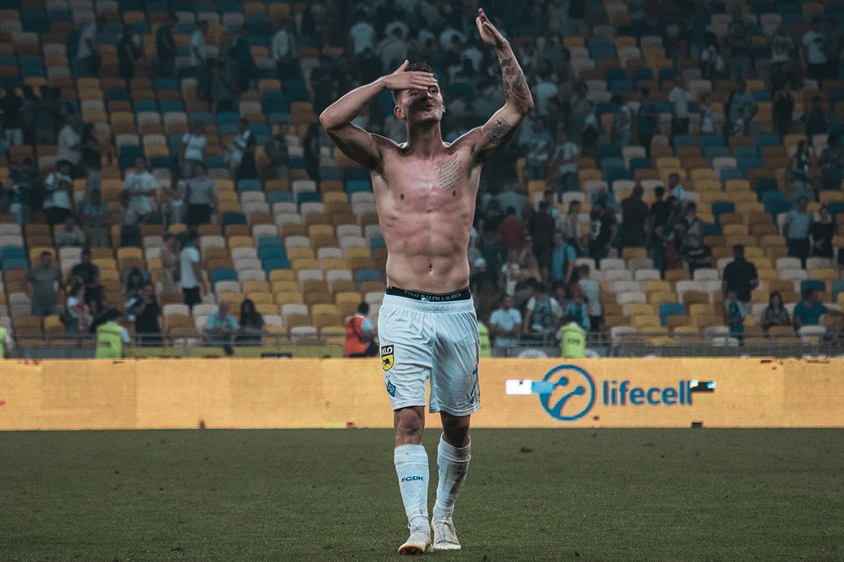 Радостное окончание матча Радостное окончание матча