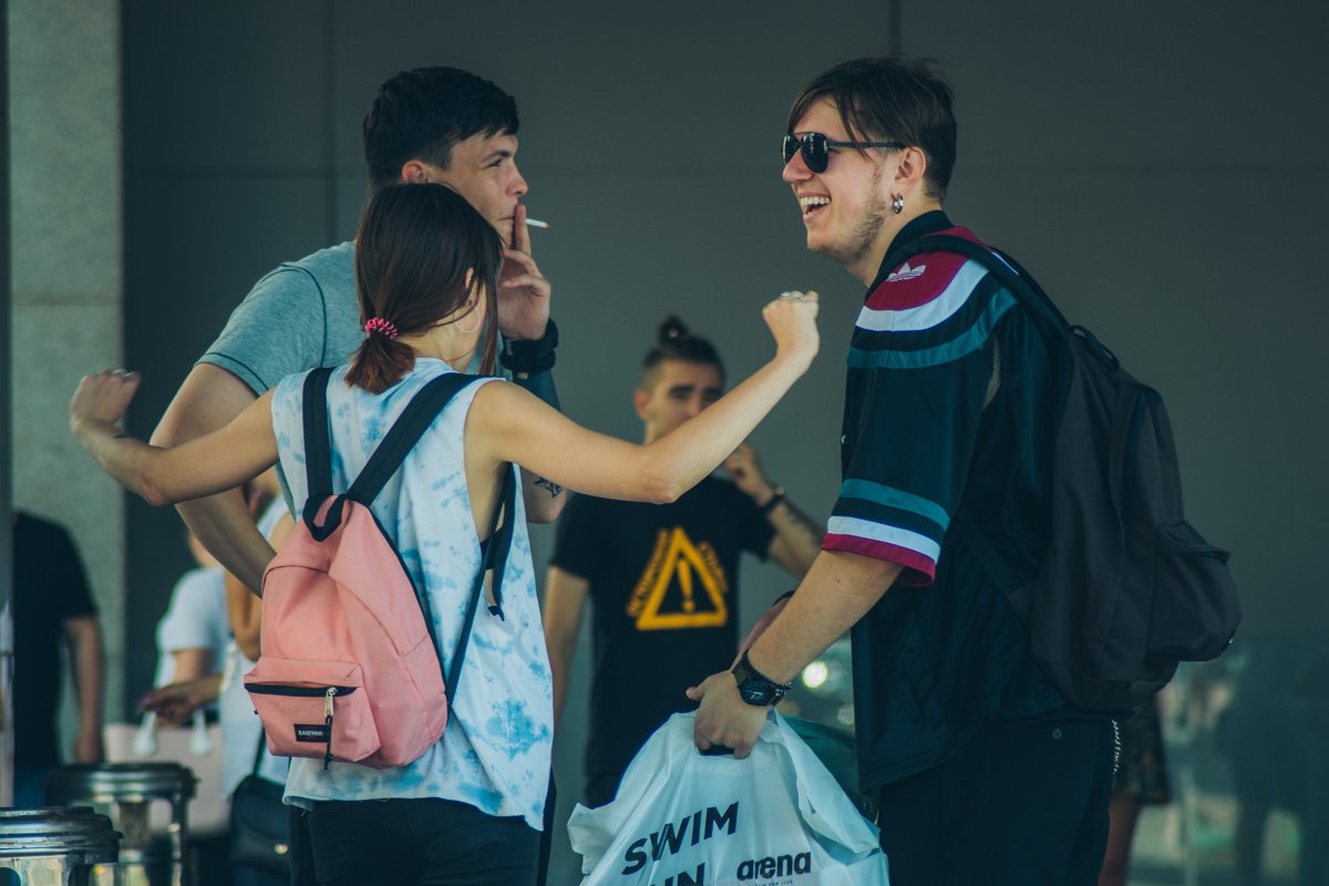 Танцуй, как будто тебя никто не видит. Кури, как будто мама не спалит