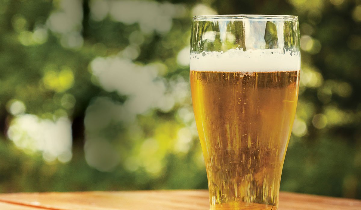 Алкоголь и жара – плохая комбинация для вашего здоровья. Алкоголь и жара – плохая комбинация для вашего здоровья.