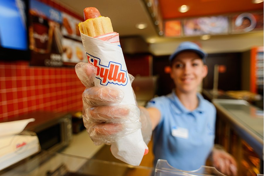 На заправках производятся проверки и уровень стерильности явно выше, недели в киоске