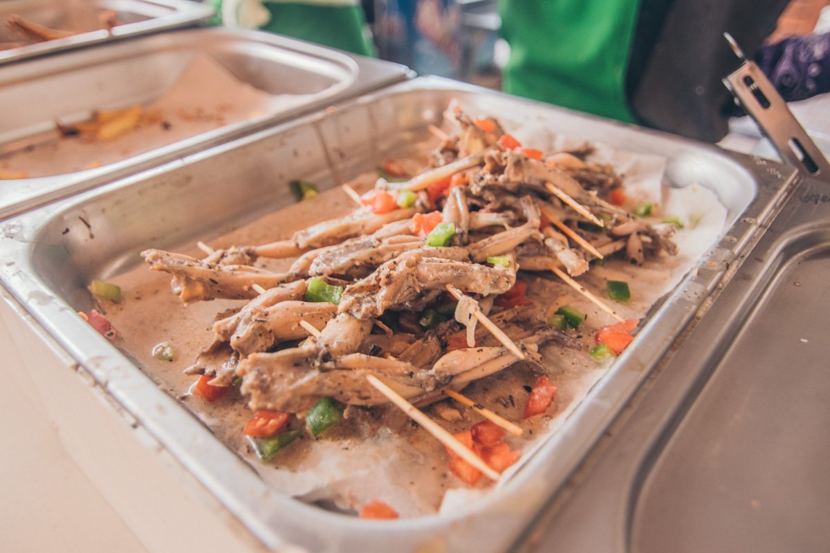 Жабьи лапки к столу