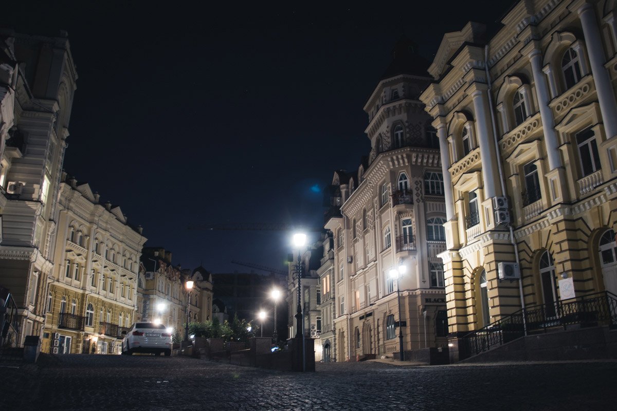 Микрорайон состоит из четырех основных улиц