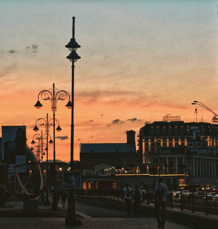 Почтовая на закате. Фото: @igor_ingar Почтовая на закате. Фото: @igor_ingar