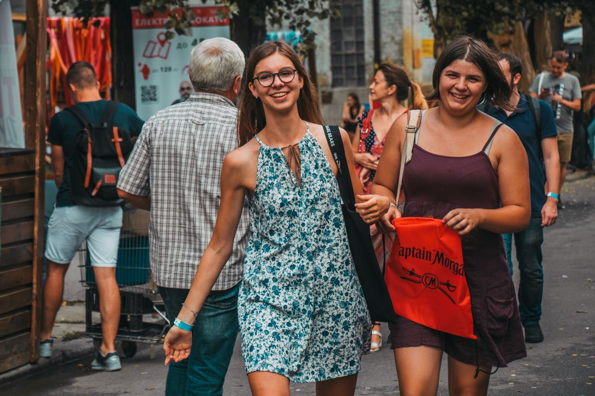 Зачем грустить, если все так классно