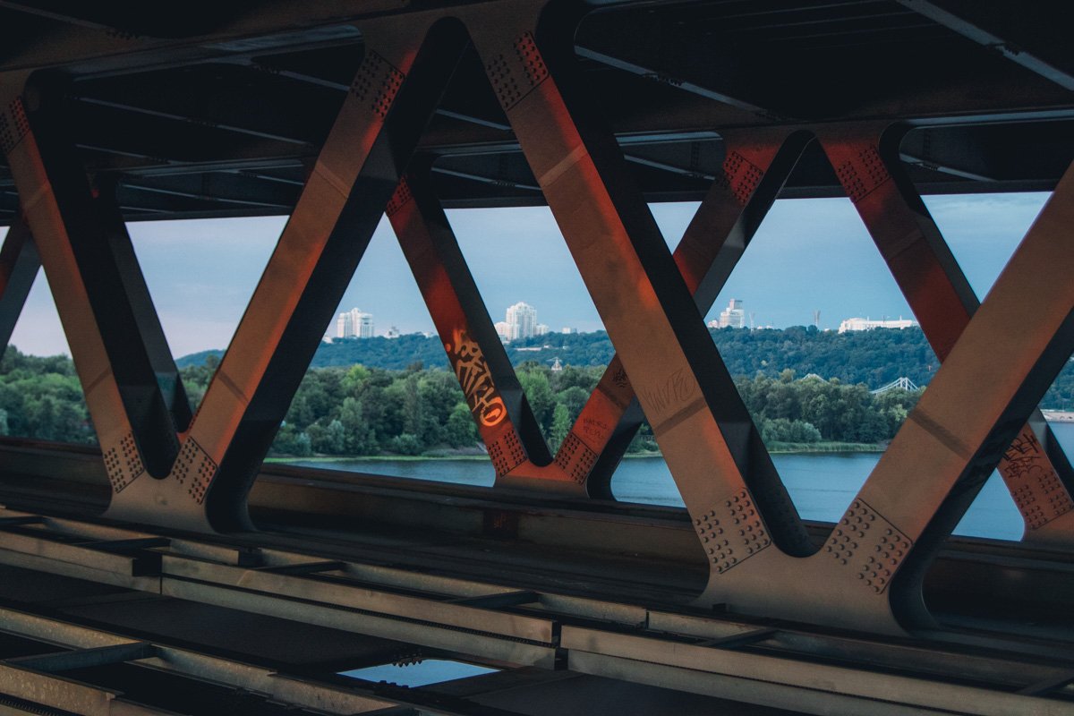 А в этом есть своя романтика - встречать новый день