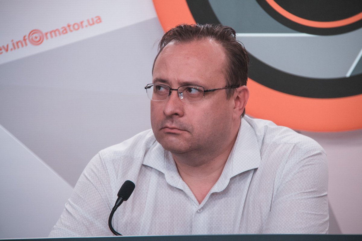 Начальник Госпродпотребслужбы - Олег Рубан Начальник Госпродпотребслужбы - Олег Рубан