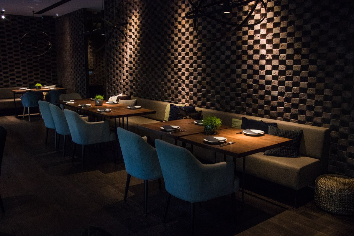 Здесь каждый гость будет чувствовать уединенную атмосферу, что необходимо, как для деловых встреч, так и для шумных празднований