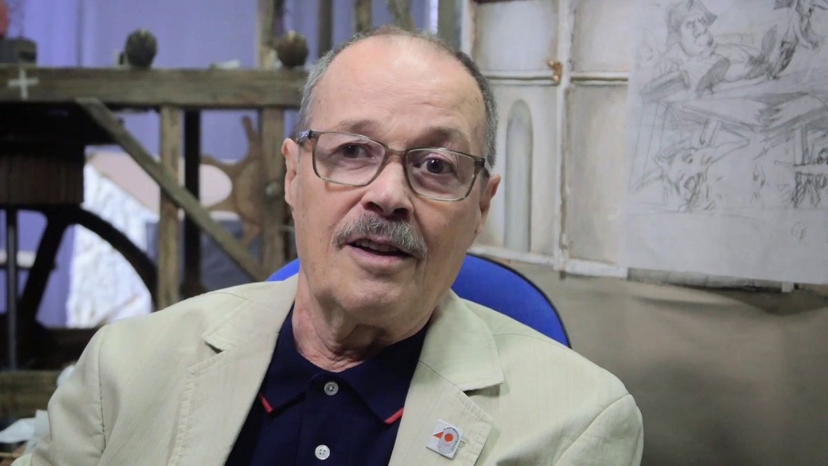 Умер мультипликатор Аркадий Шер, который создал персонажей "Простоквашино" Умер мультипликатор Аркадий Шер, который создал персонажей "Простоквашино"